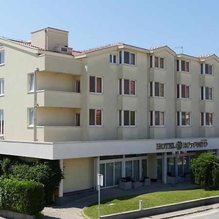 Hotel Rotondo Seget Donji Bagian luar foto